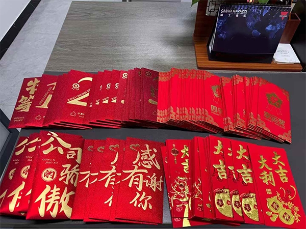 叮！高温补贴已入账，感谢大家用汗水“焊”卫品质！